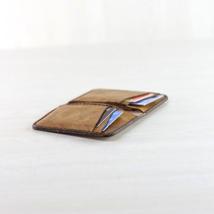 Handmade leather wallet in natural shade 