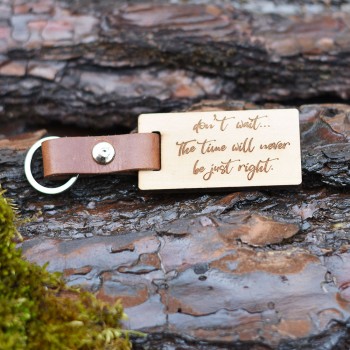Wooden keychain with leather Don't wait 