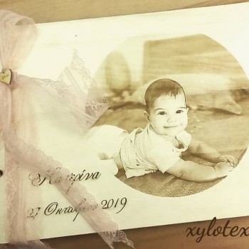  Wooden wish book with photo illustration 